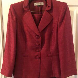 Elegant Tahari Suit - Arthur S. Levine (Jacket & Skirt)